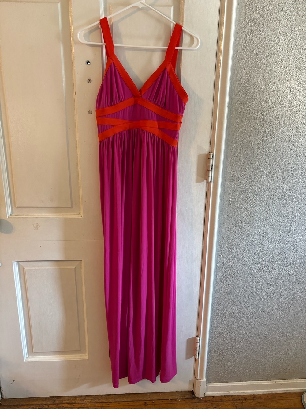 Sofia by Sofia Vergara Pink/Orange Colorblock Maxi Dress S V-Neck Strappy Knit